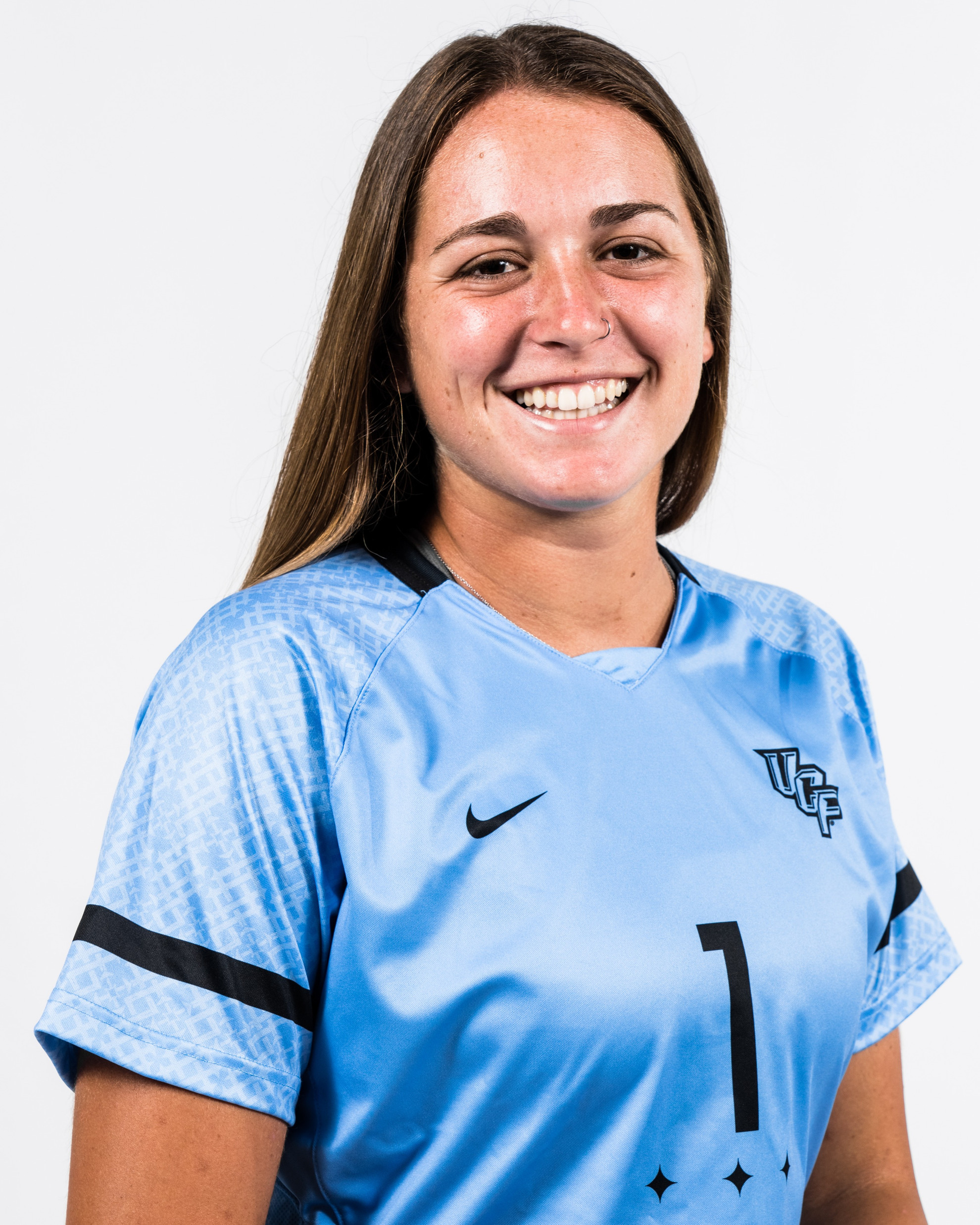 Caroline DeLisle - Womens Soccer 2022 - UCF Athletics - Official Athletics  Website