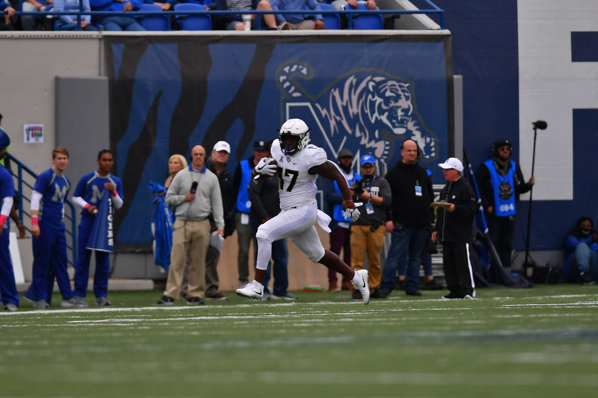 Former UCF Kicker Matthew Wright Promoted to Steelers' Active Roster -  Black & Gold Banneret