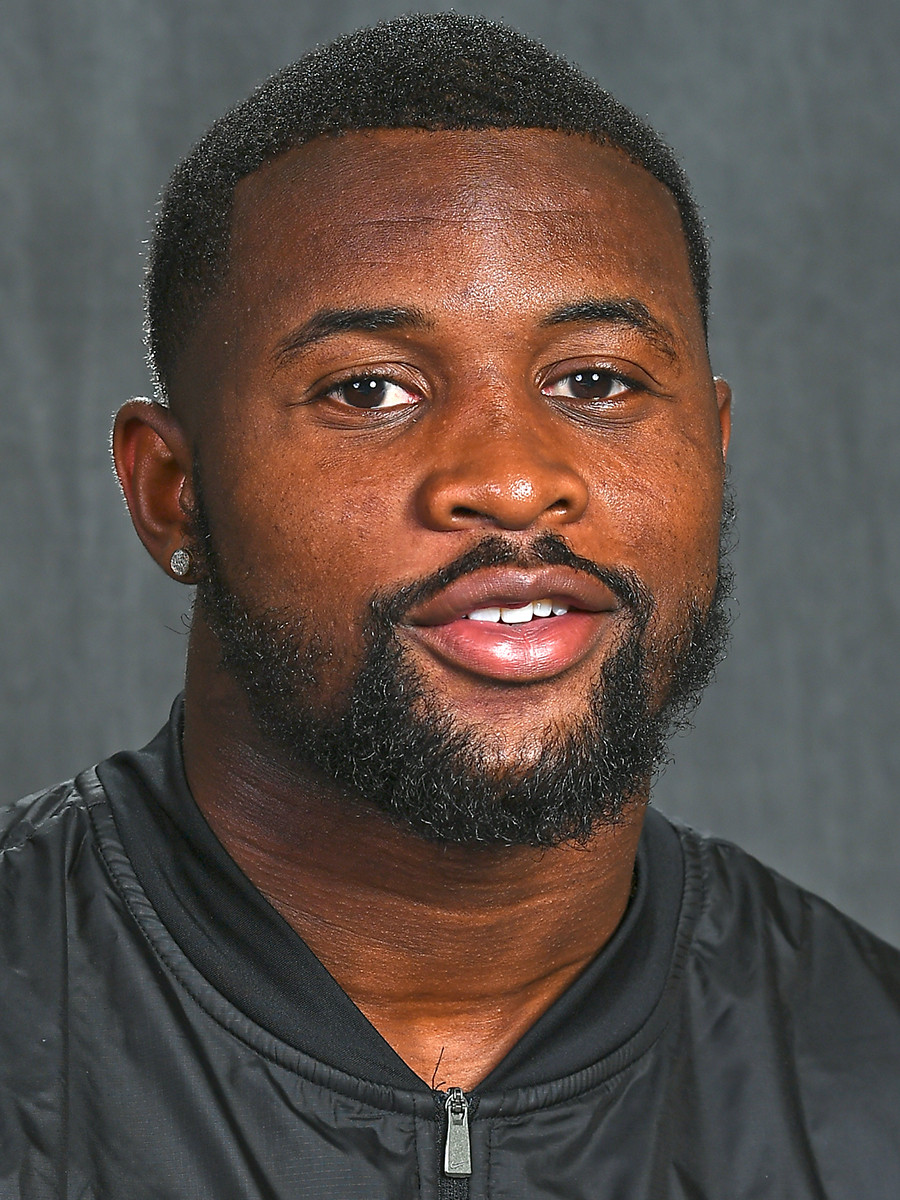 Shawn BurgessBecker Football 2017 UCF Athletics Official