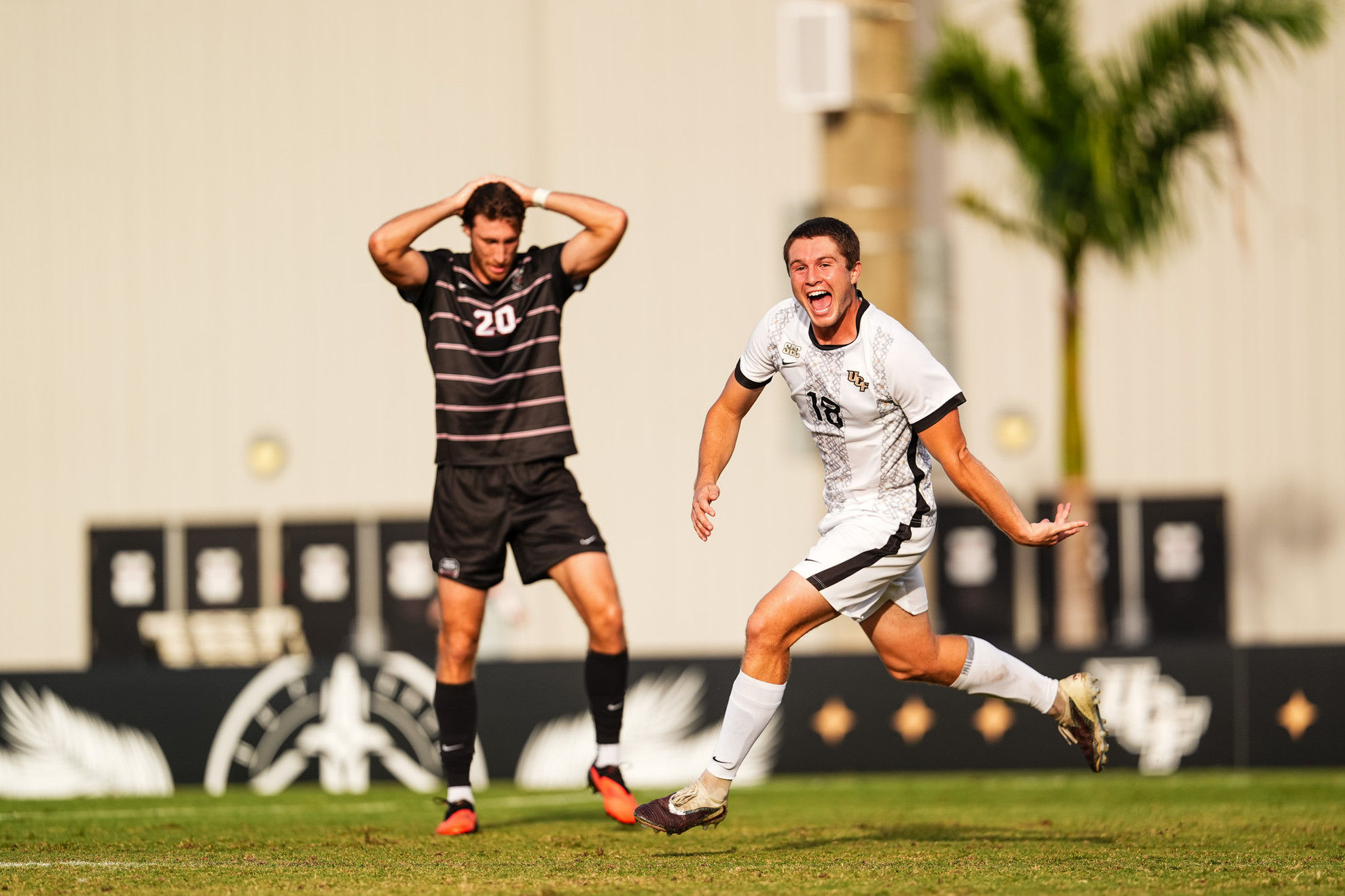Men's Soccer Topples No. 18 South Carolina, 3-2