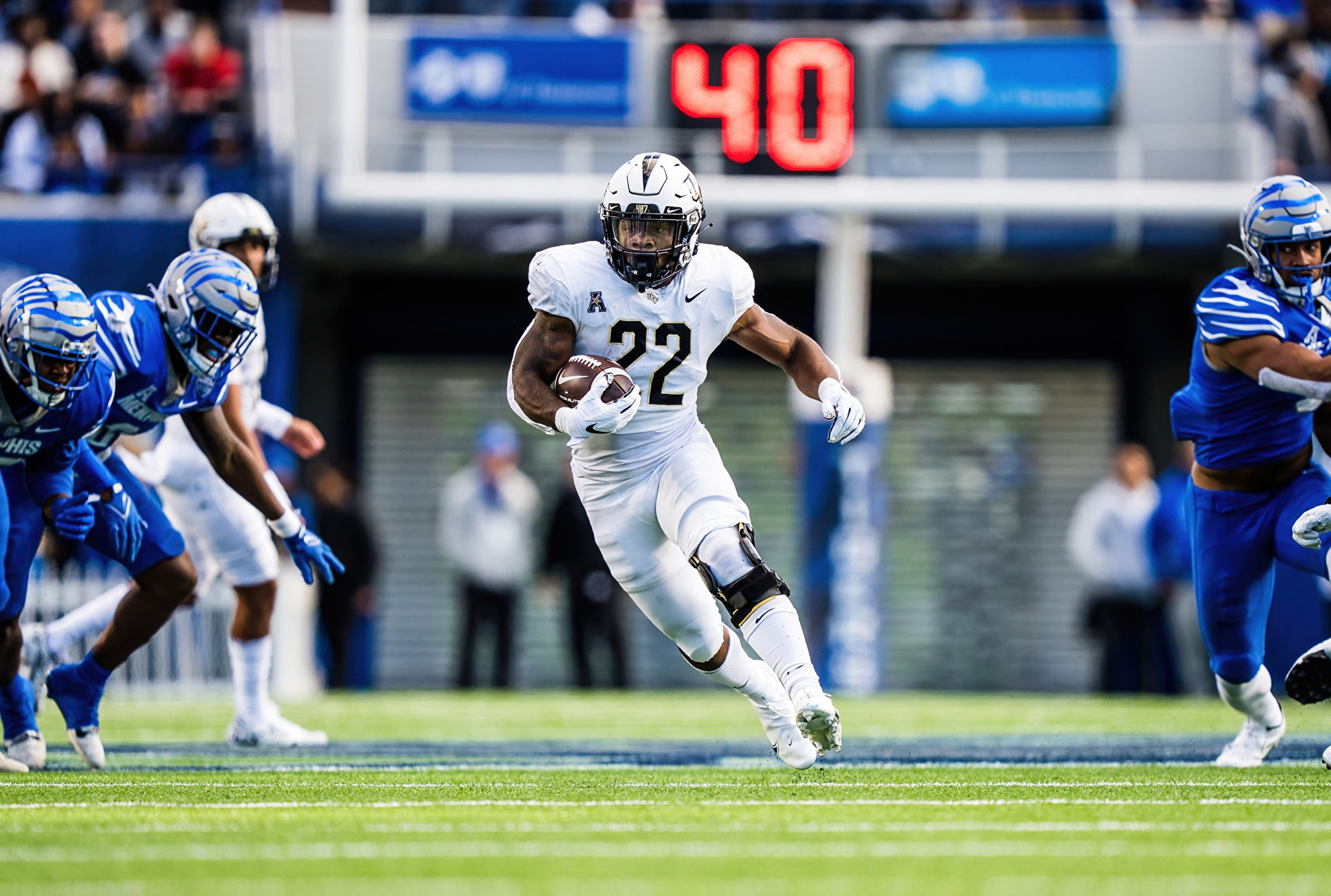 Harvey Featured on Doak Walker Watch List - UCF Athletics