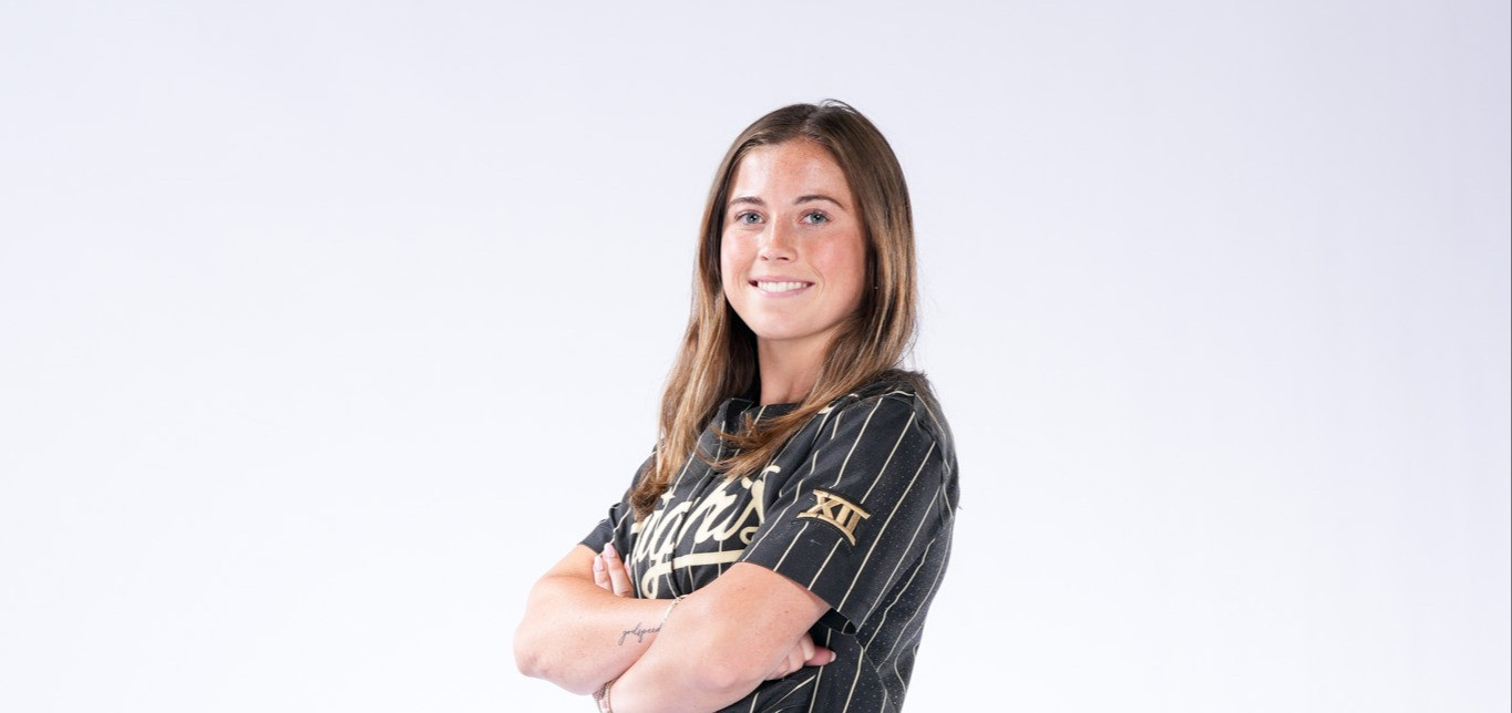 Softball Signs Former All-Sun Belt Infielder Kayla Christensen